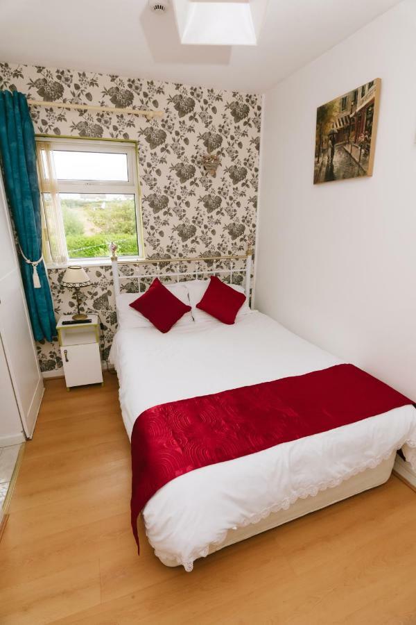 Eagle Heights Bed & Breakfast Енискроун Екстериор снимка